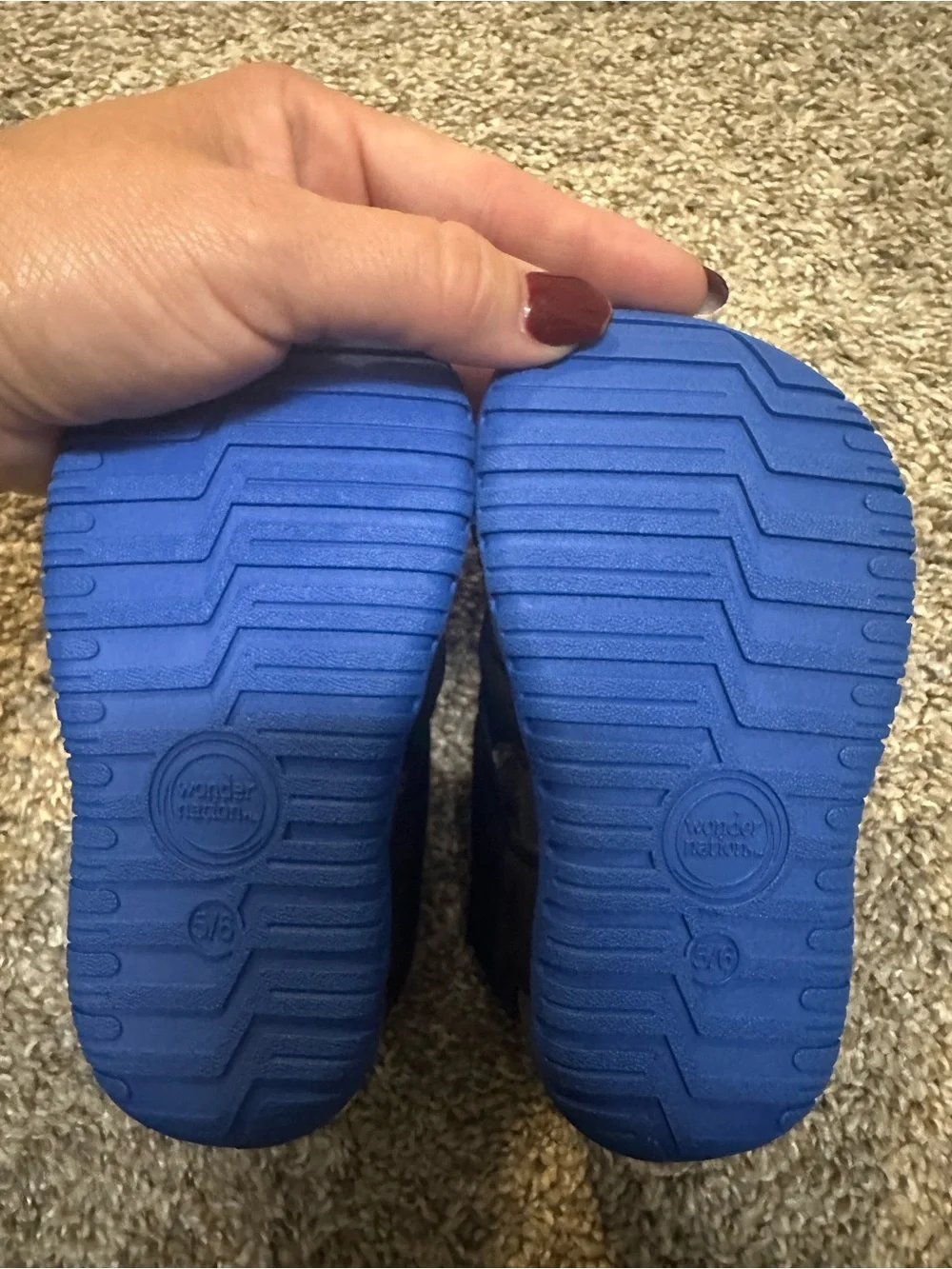 New! wonder nation Black and Blue Closed-Toe Kids Sandals